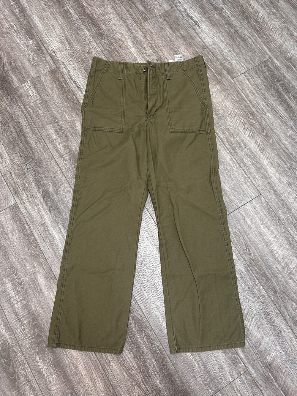 Levi's Women's Ribcage Straight Leg Jeans in Olive 31